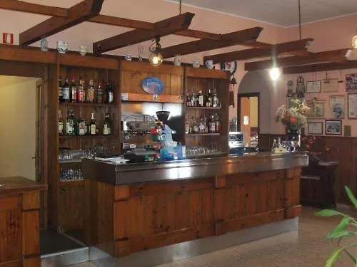Albergo Breglia Plesio 2*,
