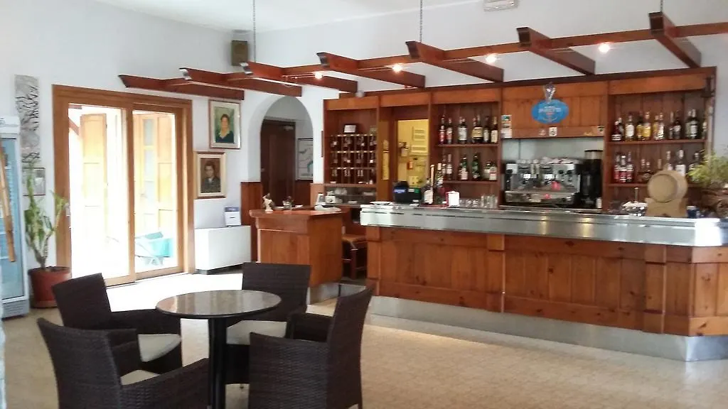 Albergo Breglia Plesio 2*,